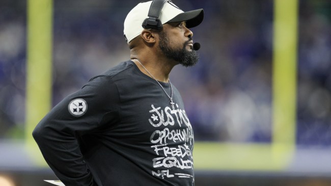 Mike Tomlin on the sidelines during a game between the Steelers and Colts.