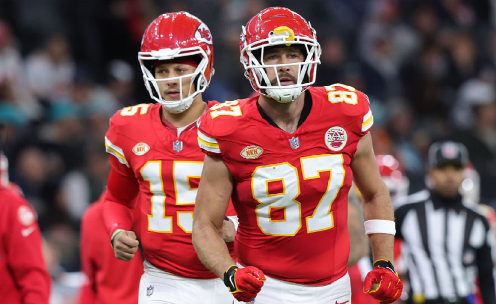 Patrick Mahomes Says Offsides Call Negatively Impacted Travis Kelce's Hall  Of Fame Career - BroBible