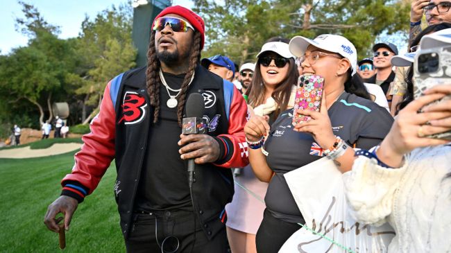 marshawn lynch at the netflix cup golf tournament
