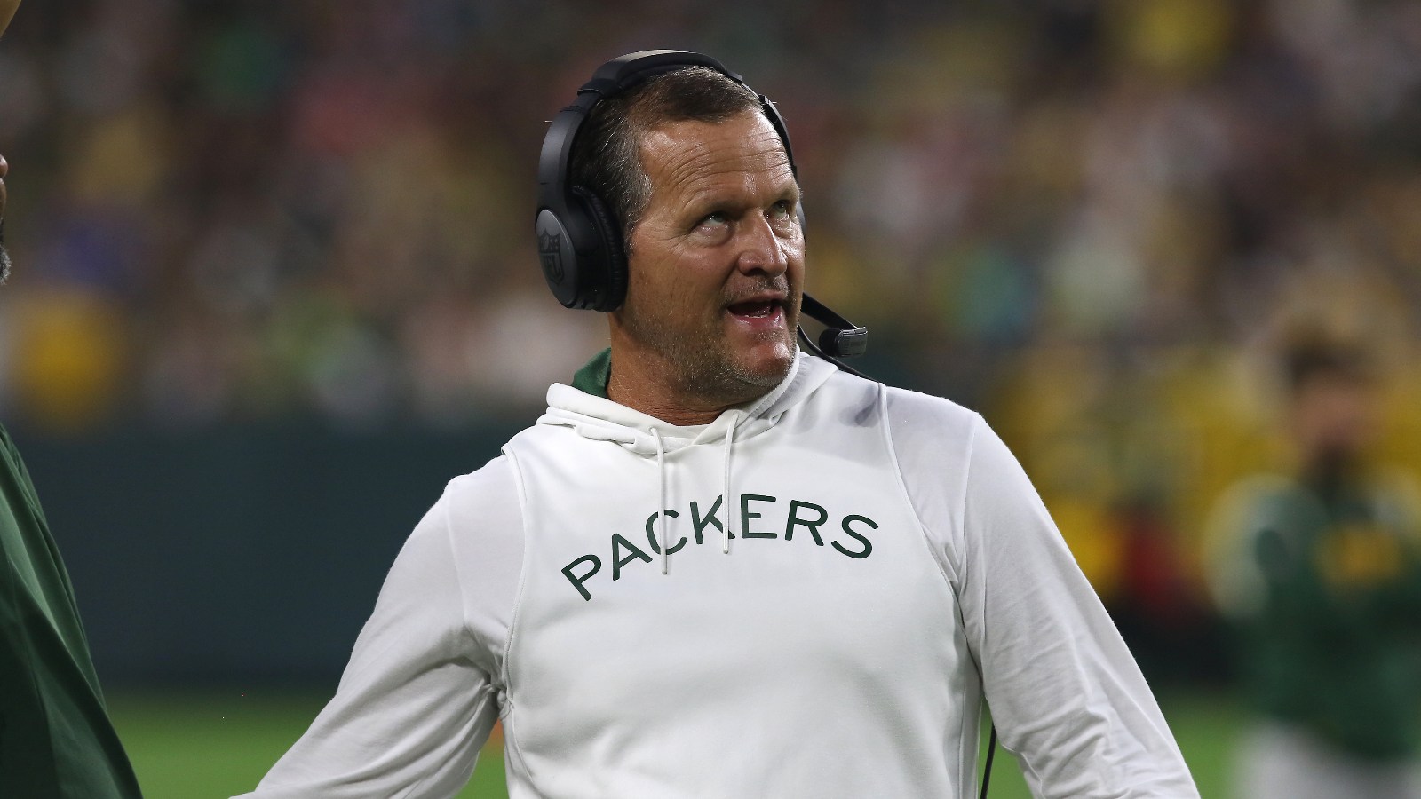 Incomprehensibly Chicago Bears Line Up Incomprehensibly Bad D-Coordinator Interview