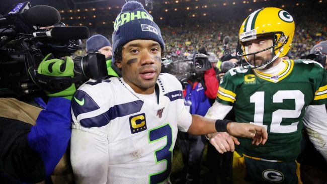 aaron rodgers and russell wilson shaking hands