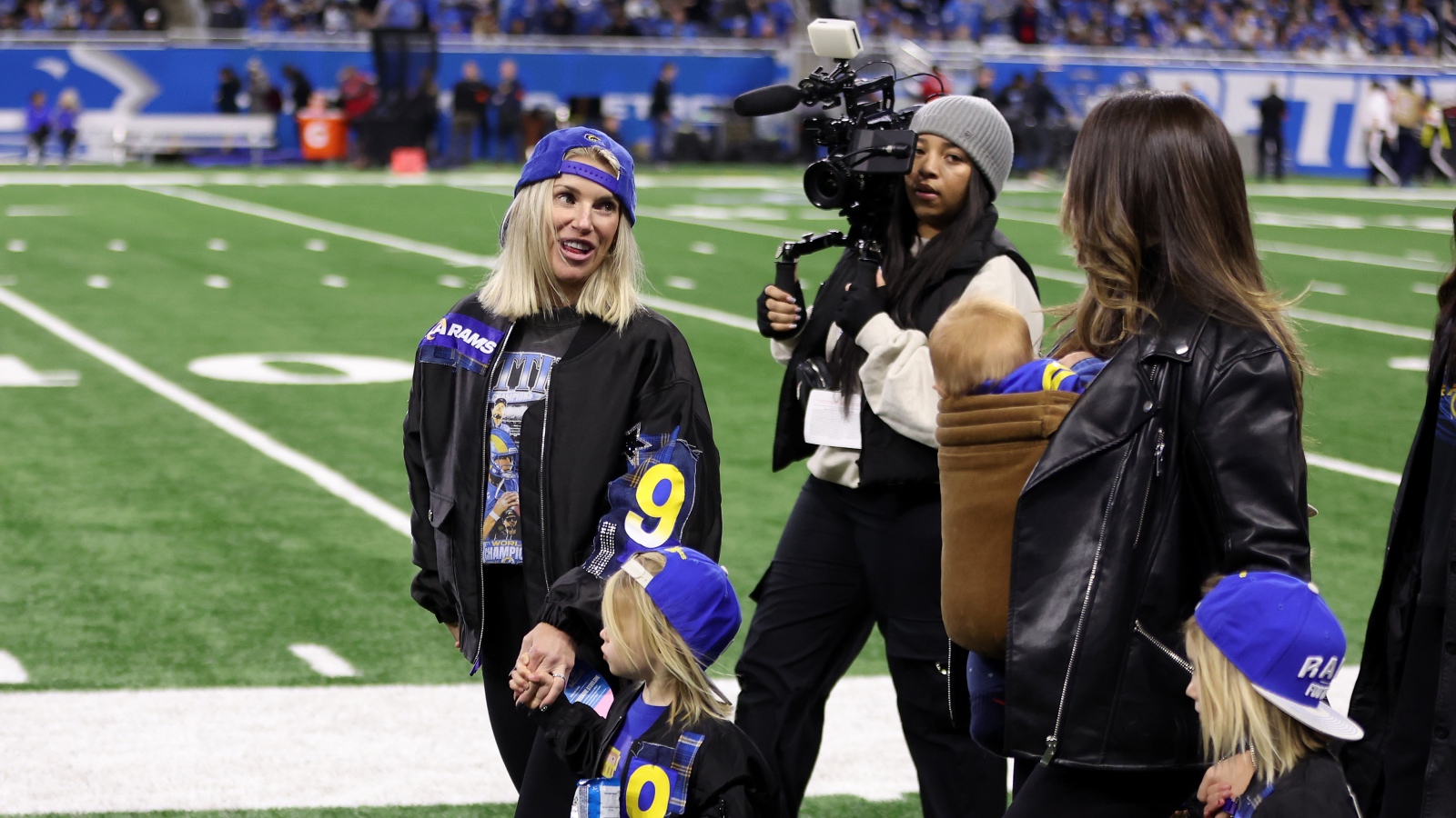 Kelly Stafford at Detroit Lions game with kids
