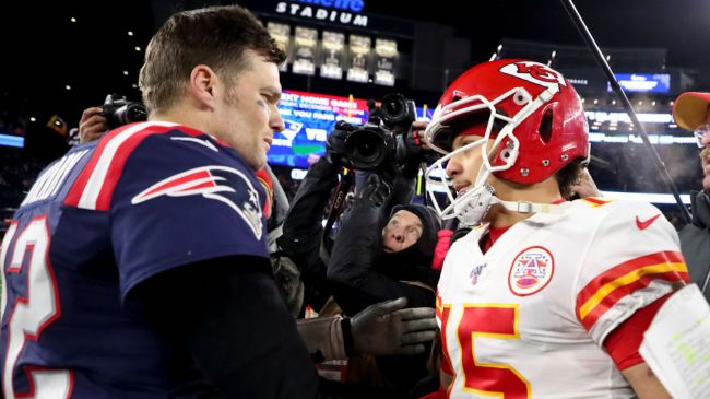 tom brady and patrick mahomes shaking hands after a game