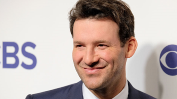 Tony Romo’s Bizarre Commentary During Chiefs-Ravens Game Is Annoying Fans