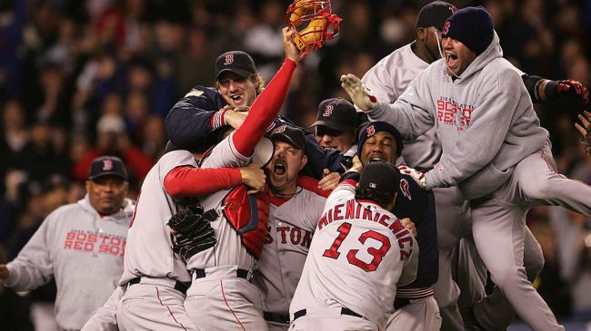 2004 boston red sox team celebrating
