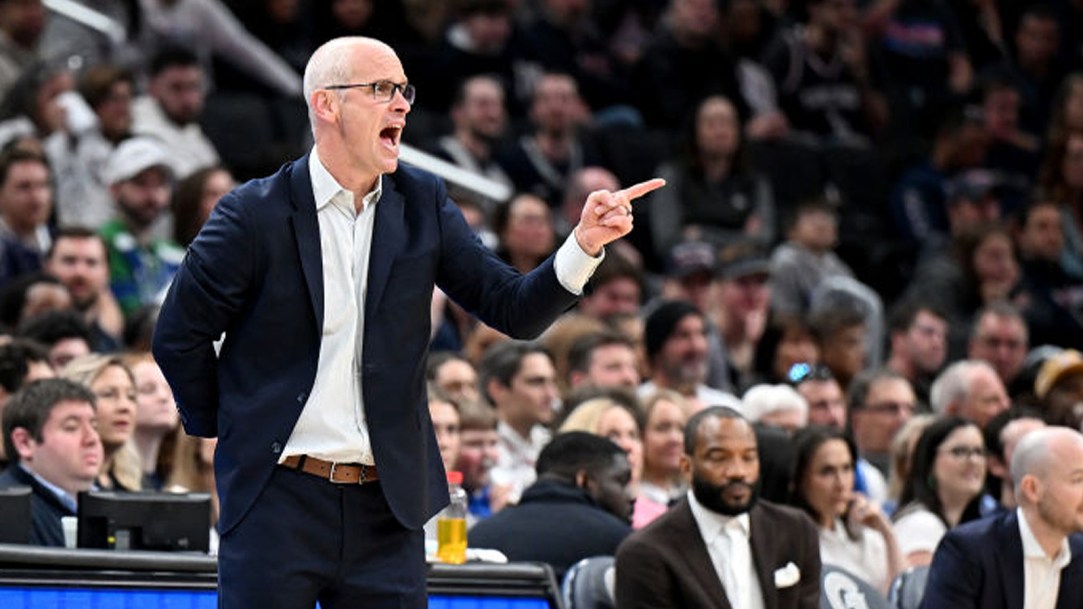 Dan Hurley Knock Out Creighton Fan