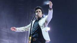 The Original Lyrics To Green Day’s ‘Basket Case’ Are Unrecognizable From The Legendary Song We Know