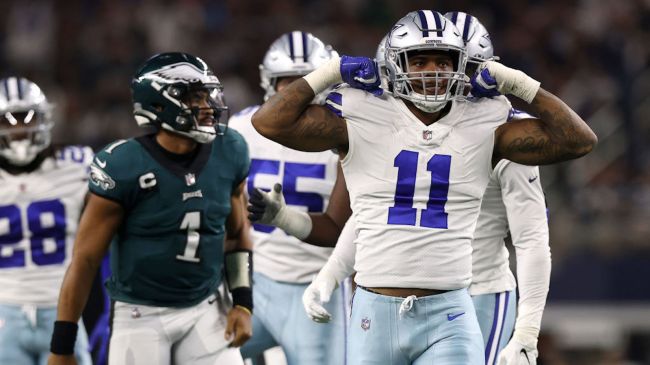 micah parsons playing for the dallas cowboys defense