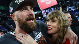Taylor Swift & Travis Kelce Were Creepily Stalked By Australian Media During Zoo Strip And Swifties Are Furious