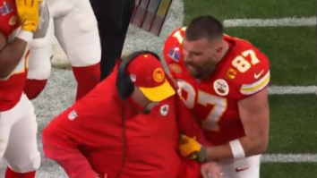 Travis Kelce Loses His Mind & Yells At Andy Reid On The Sidelines During Super Bowl
