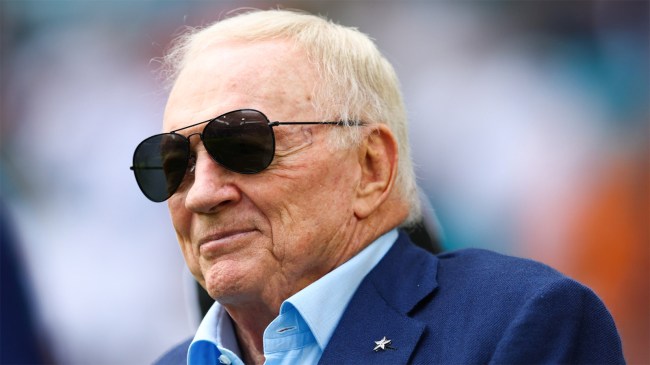 Dallas Cowboys owner Jerry Jones wearing sunglasses
