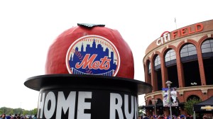 New York Mets Apple