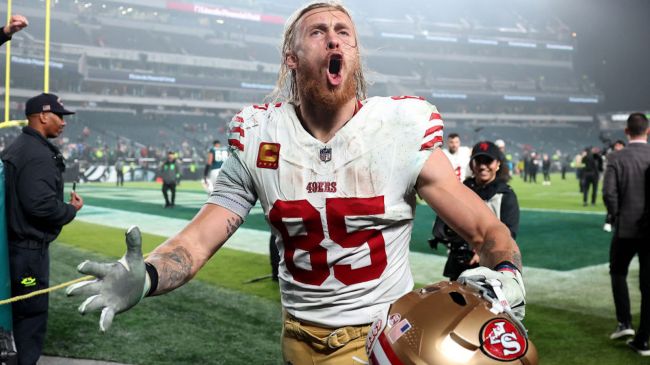 george kittle yelling at fans in the crowd