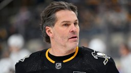 Jaromir Jagr Tops Gordie Howe As Oldest Hockey Player To Score A Goal In A Pro Game