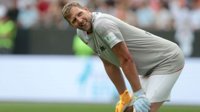 dirk nowitzki playing keeper in a charity match