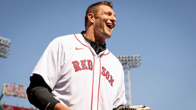 rob gronkowski throwing out first pitch at red sox game