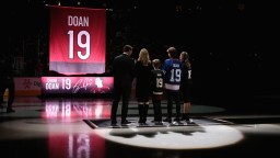 Coyotes Legend Shane Doan Got His Lost Banner Back At The 11th Hour After It Was Accidentally Thrown Out