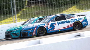 Denny Hamlin Kyle Larson NASCAR