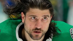 Stars Defenseman Chris Tanev Had A Tooth Pulled In The Middle Of A Playoff Game And Barely Missed Any Time