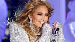 Jennifer Lopez Cancels Entire Tour After Low Ticket Sales, Suspiciously Blames Her Kids And Family