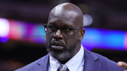 Shaq Disgusted By Draymond Green Saying 2015 Warriors Would Have Beaten 2001 Lakers With Klay Thomspon Guarding Kobe Bryant