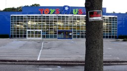 Toys ‘R’ Us Used AI To Create A New Commercial And It’s The Worst Thing We’ve Ever Seen