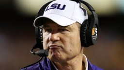 Les Miles Is Suing LSU For Costing Him A Spot In The College Football Hall of Fame