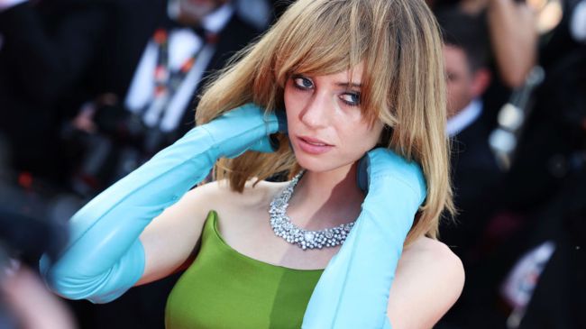 maya hawke at cannes film festival