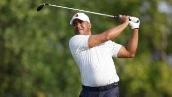 Jhonattan Vegas Hit Cop With Wayward Tee Shot At 3M Open And Everyone Made The Same Joke