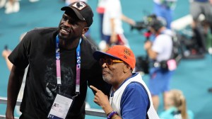 Luol Deng poses for a photo with Spike Lee at the Paris Olympics.