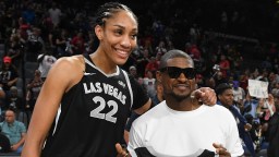 A’ja Wilson Roasted Her Teammates For Scrambling To Take Pictures With Usher After Upset Loss