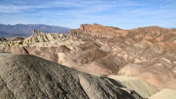 Death Valley Tourist’s Skin ‘Melted Off His Foot’ After Losing Flip-Flops While Hiking