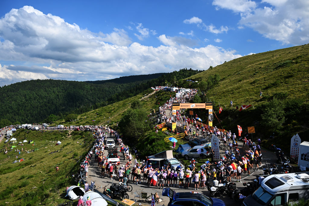 Tour de France Crowd Fans Danger