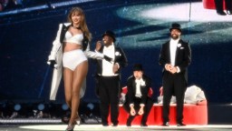 Travis Kelce Explains How A Joke Led To His Wembley Stadium Eras Tour Cameo With Taylor Swift