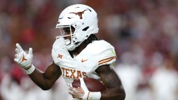 Texas Suffers Huge Blow To Rebuilt Skill Positions Just Weeks Before Season Starts