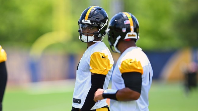 Justin Fields and Russell Wilson on the practice field for the Steelers.