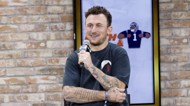 Former Texas A&M QB Johnny Manziel speaks at Fanatics Fest in New York City.