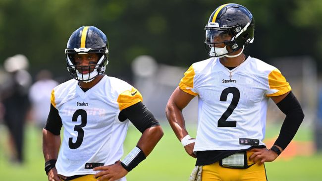 justin fields and russell wilson at steelers practice