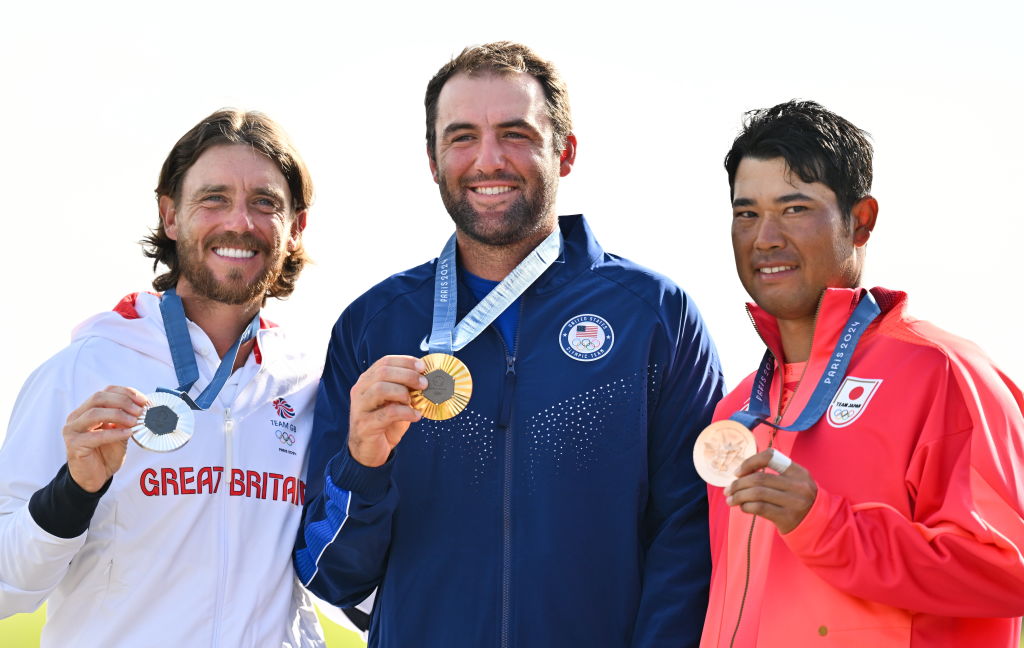 Blinding Forehead Tan Overshadows Scottie Scheffler s Gold Medal