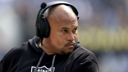 Raiders Head Coach Antonio Pierce Criticized For Most Cowardly Punt In Years