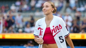 Paige Bueckers first pitch Minnesota Twins