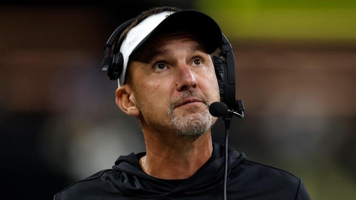 Saints coach Dennis Allen