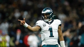 Quick Thinking By Jalen Hurts Led To Huge Play To Set Up Eagles’ Comeback Win Over Saints