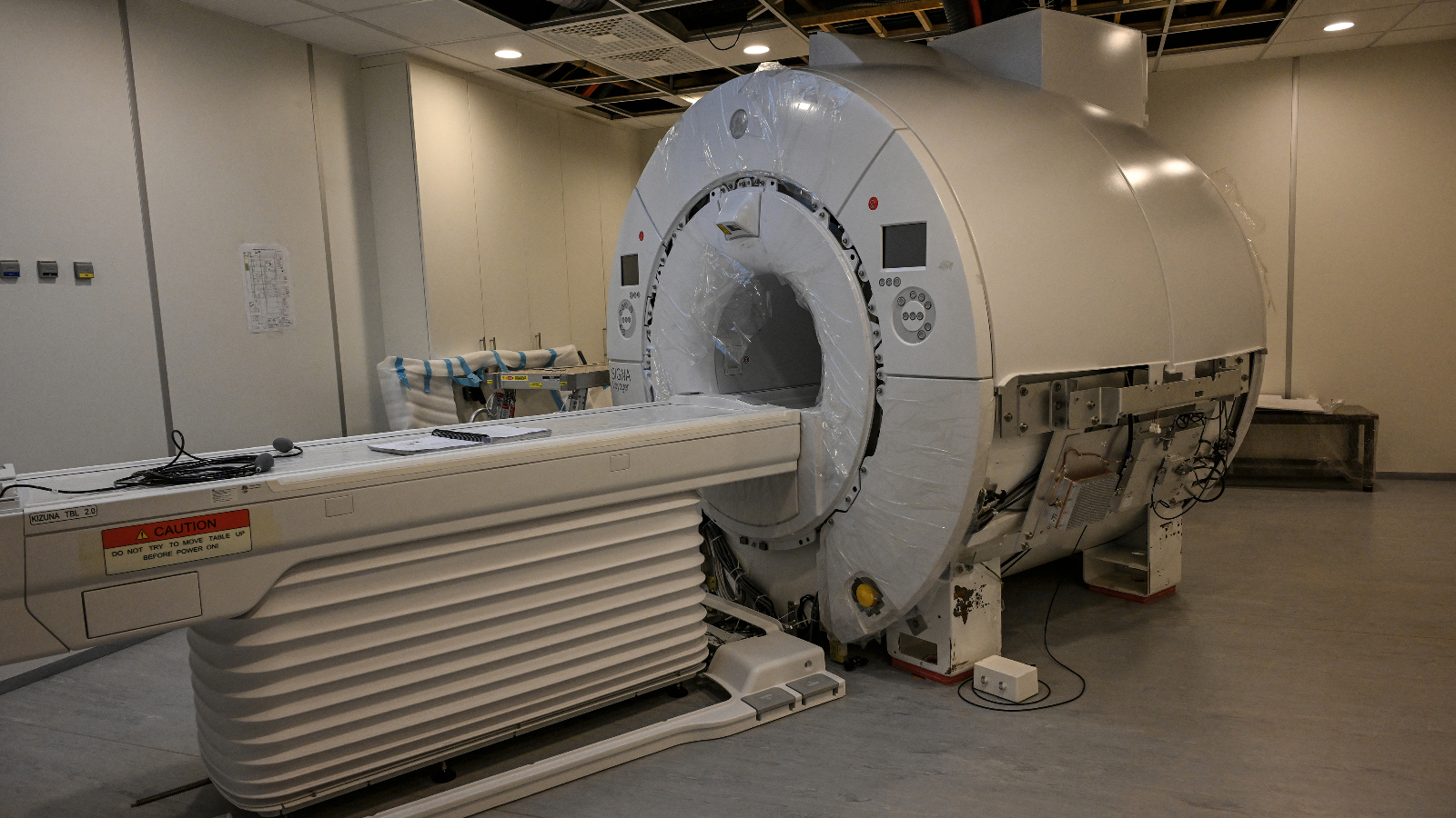 Cop Gets Gun Sucked Into MRI Machine In Mistaken Drug Bust