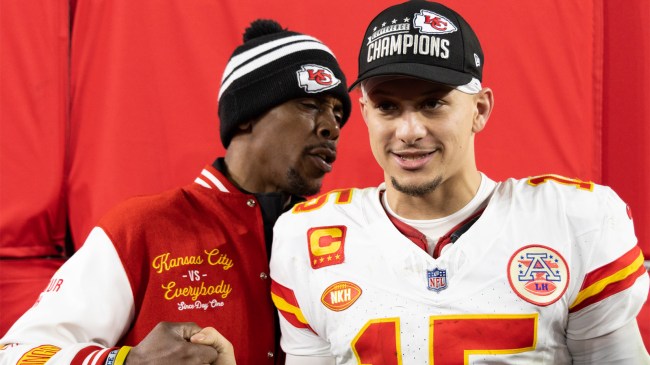 Patrick Mahomes celebrates with his father Pat