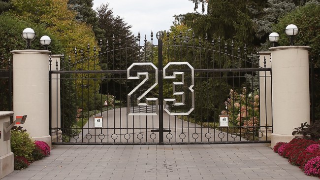 Michael Jordan mansion gate