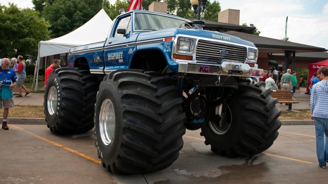 Monster truck