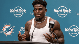 Tyreek Hill Wants Miami-Dade Police Officer Fired Over Arrest ‘He’s Got To Go’