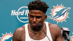 Tyreek Hill Considering Legal Action Against Miami-Dade Police After Arrest Outside Dolphins Stadium