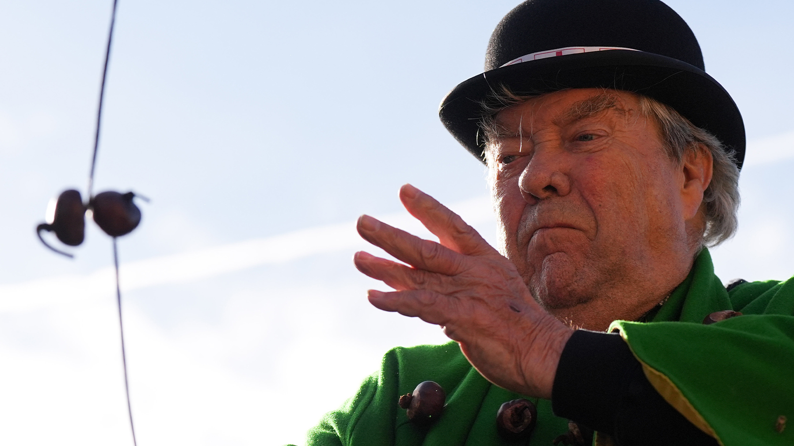 World Conker Championships Rocked By Scandal Over Metal Nut